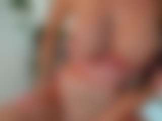 Naila's Live Sex Cam Show