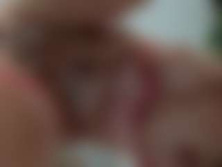 Naila's Live Sex Cam Show