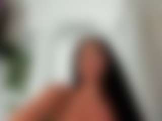 Naila's Live Sex Cam Show