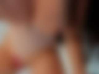 Naila's Live Sex Cam Show