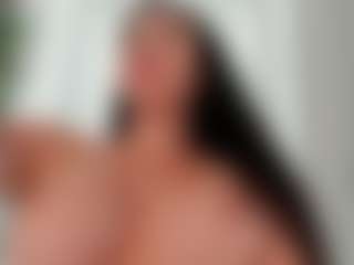 Naila's Live Sex Cam Show