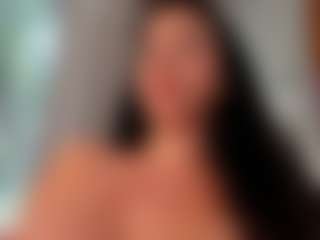 Naila's Live Sex Cam Show