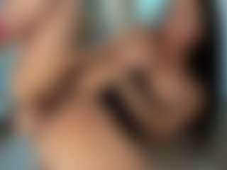 Naila's Live Sex Cam Show