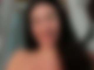Naila's Live Sex Cam Show