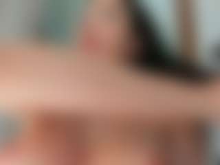 Naila's Live Sex Cam Show