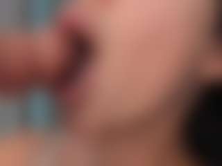 Naila's Live Sex Cam Show