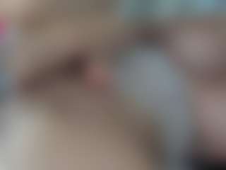 Naila's Live Sex Cam Show
