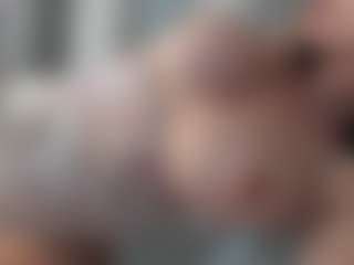 Naila's Live Sex Cam Show