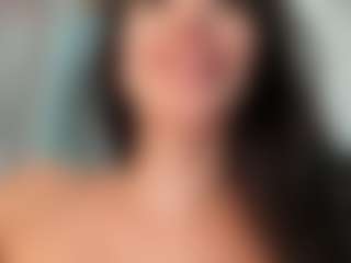 Naila's Live Sex Cam Show