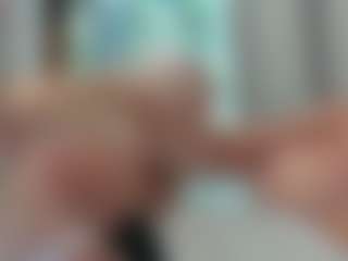 Naila's Live Sex Cam Show