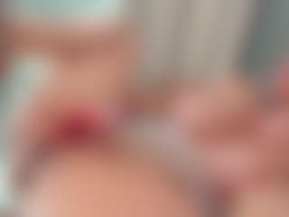 Naila's Live Sex Cam Show