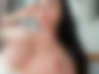 Naila's Live Sex Cam Show