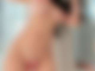 Naila's Live Sex Cam Show