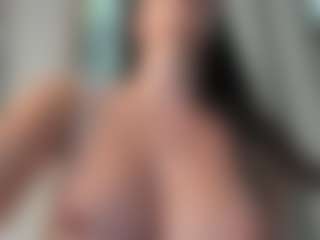Naila's Live Sex Cam Show