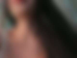 Naila's Live Sex Cam Show