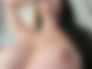 Naila's Live Sex Cam Show