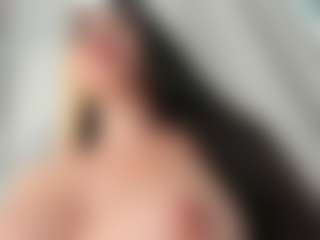 Naila's Live Sex Cam Show