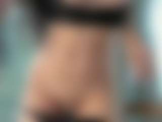 Naila's Live Sex Cam Show