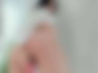 Naila's Live Sex Cam Show