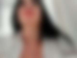 Naila's Live Sex Cam Show