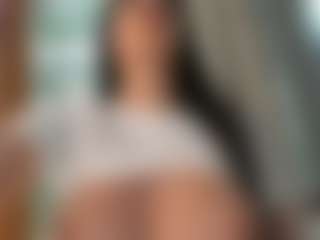 Naila's Live Sex Cam Show