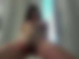 Naila's Live Sex Cam Show