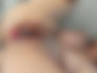 Naila's Live Sex Cam Show