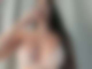 Naila's Live Sex Cam Show