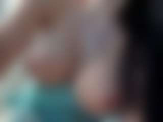 Naila's Live Sex Cam Show