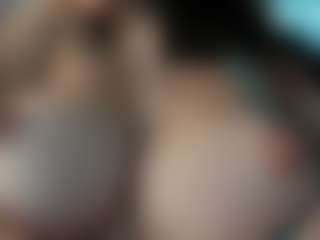 Naila's Live Sex Cam Show