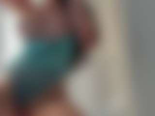 Naila's Live Sex Cam Show