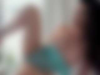 Naila's Live Sex Cam Show