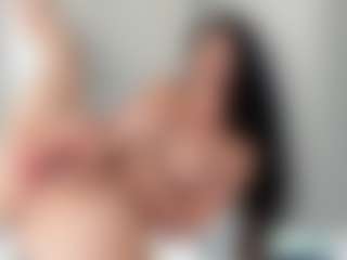 Live cam show with Naila - Hispanic on fapnchat