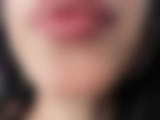 Naila's Live Sex Cam Show