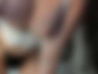 Naila's Live Sex Cam Show