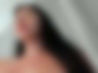 Naila's Live Sex Cam Show