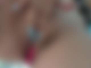 Naila's Live Sex Cam Show