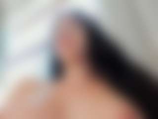 Naila's Live Sex Cam Show