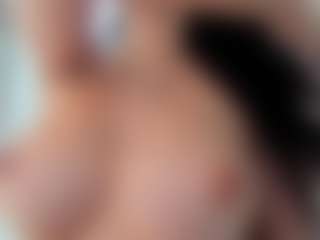 Naila's Live Sex Cam Show