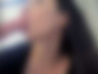 Naila's Live Sex Cam Show
