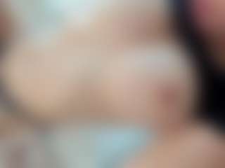 Naila's Live Sex Cam Show