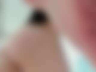 Naila's Live Sex Cam Show