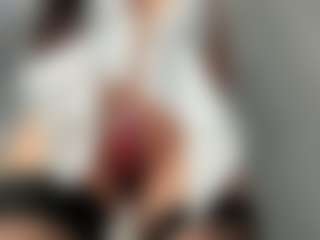 Naila's Live Sex Cam Show