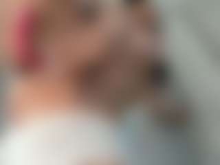 Naila's Live Sex Cam Show