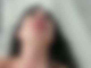 Naila's Live Sex Cam Show