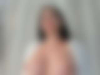 Naila's Live Sex Cam Show