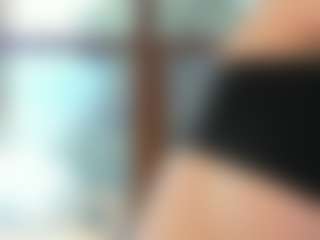 Naila's Live Sex Cam Show