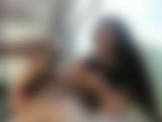 Live cam show with Naila - Shaved Pussy on fapnchat