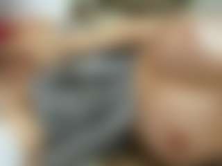 Naila's Live Sex Cam Show