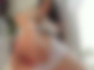 Naila's Live Sex Cam Show